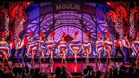 what is the musical moulin rouge about: how does the historical context of the cabaret scene influence the narrative?